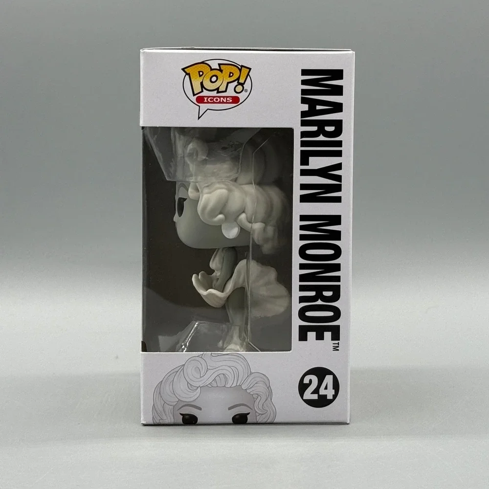 Funko Pop! #24 Marilyn Monroe Black & White EE Exclusive w/ Protector *Vaulted*